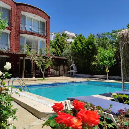 别墅 Kuyucak Ikiz Villa 博德鲁姆